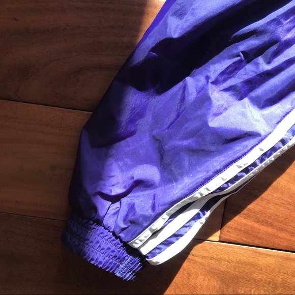 WESTERN UNIVERSITY X ADIDAS WINDBREAKER - Picture 3 of 10